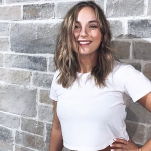 Meet your Posher, Joanie